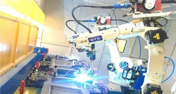 OTC六軸焊接機器人