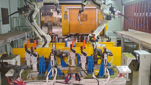 機器人雙工位焊接
